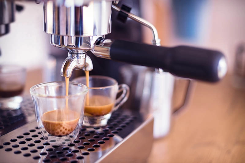 Ristretto: Unterschied zu Espresso, Zubereitung & Koffein